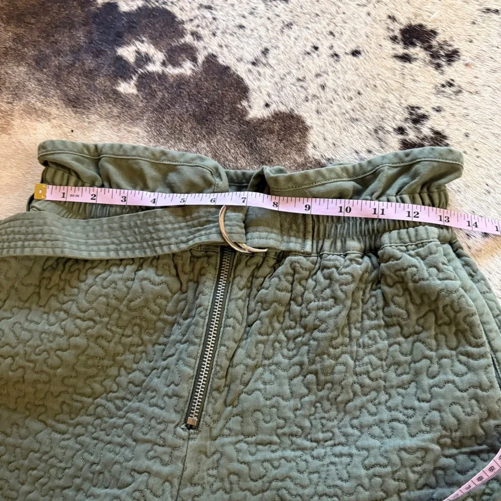 SEA NEW YORK Stan Sand washed‎ Quilt Shorts in a cactus green Size 6